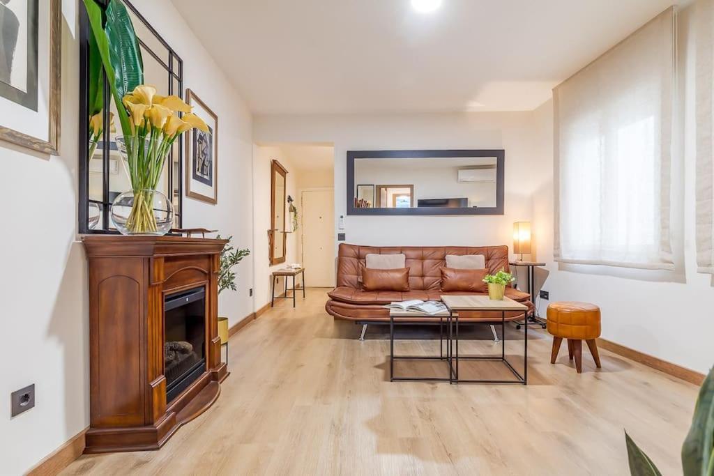 Apartamento Reformado Y Tranquilo Junto A Gran Via Madrid Dış mekan fotoğraf
