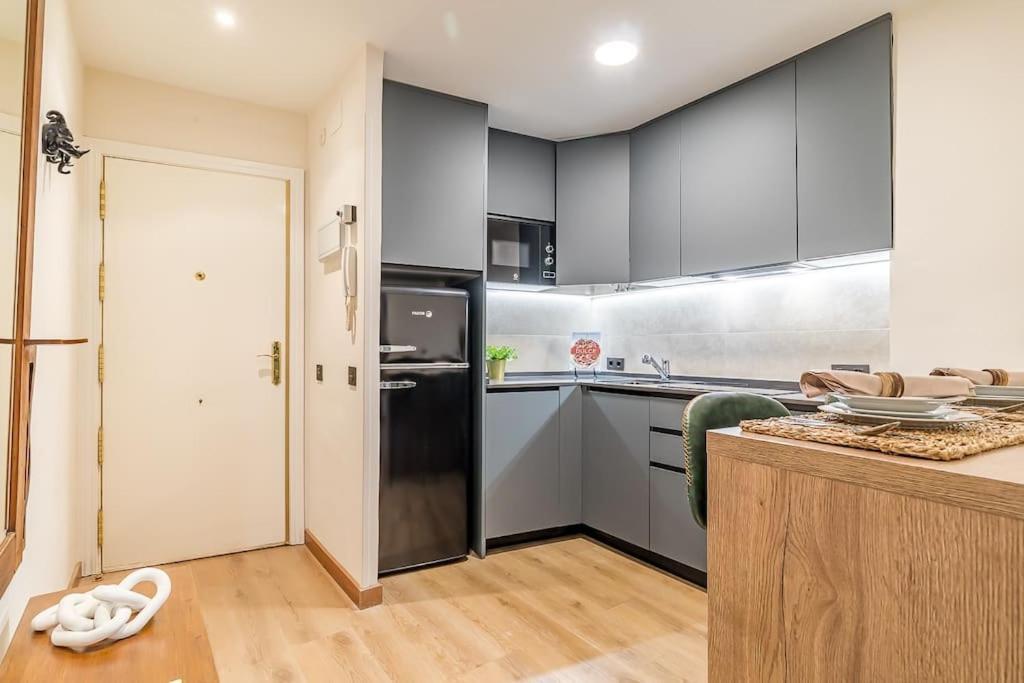 Apartamento Reformado Y Tranquilo Junto A Gran Via Madrid Dış mekan fotoğraf