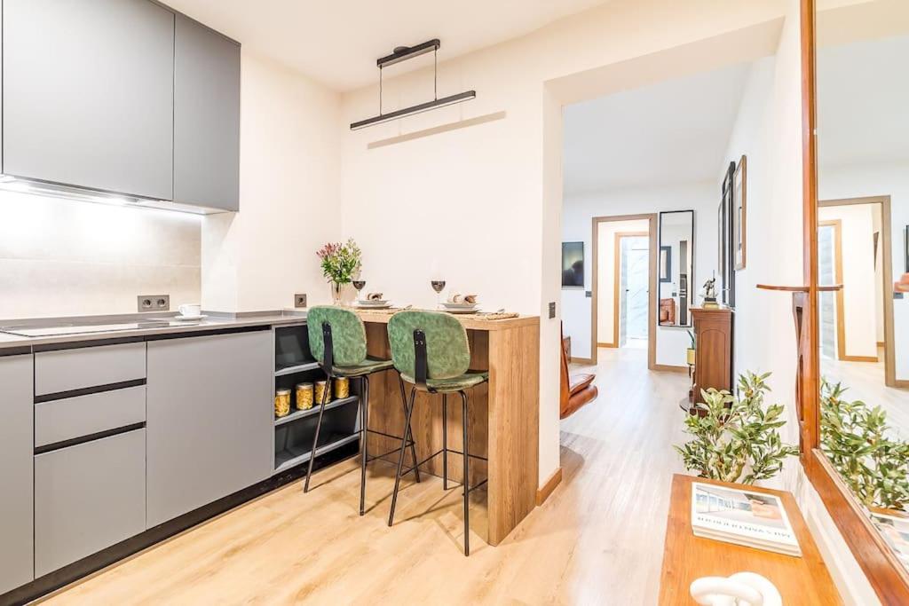Apartamento Reformado Y Tranquilo Junto A Gran Via Madrid Dış mekan fotoğraf
