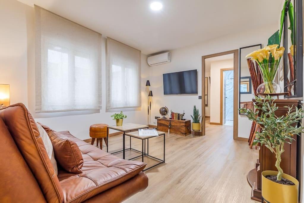 Apartamento Reformado Y Tranquilo Junto A Gran Via Madrid Dış mekan fotoğraf